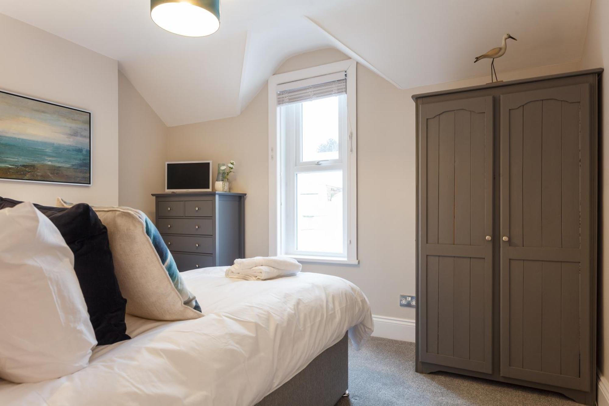 شقة Stylish Town Centre House - 300Mbps, Parking & Sunny Decking بورنماوث المظهر الخارجي الصورة